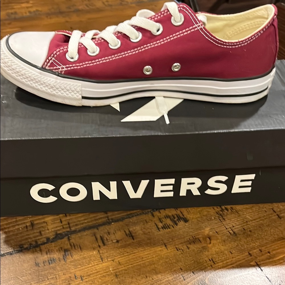 Converse Women Maroon Sneakers